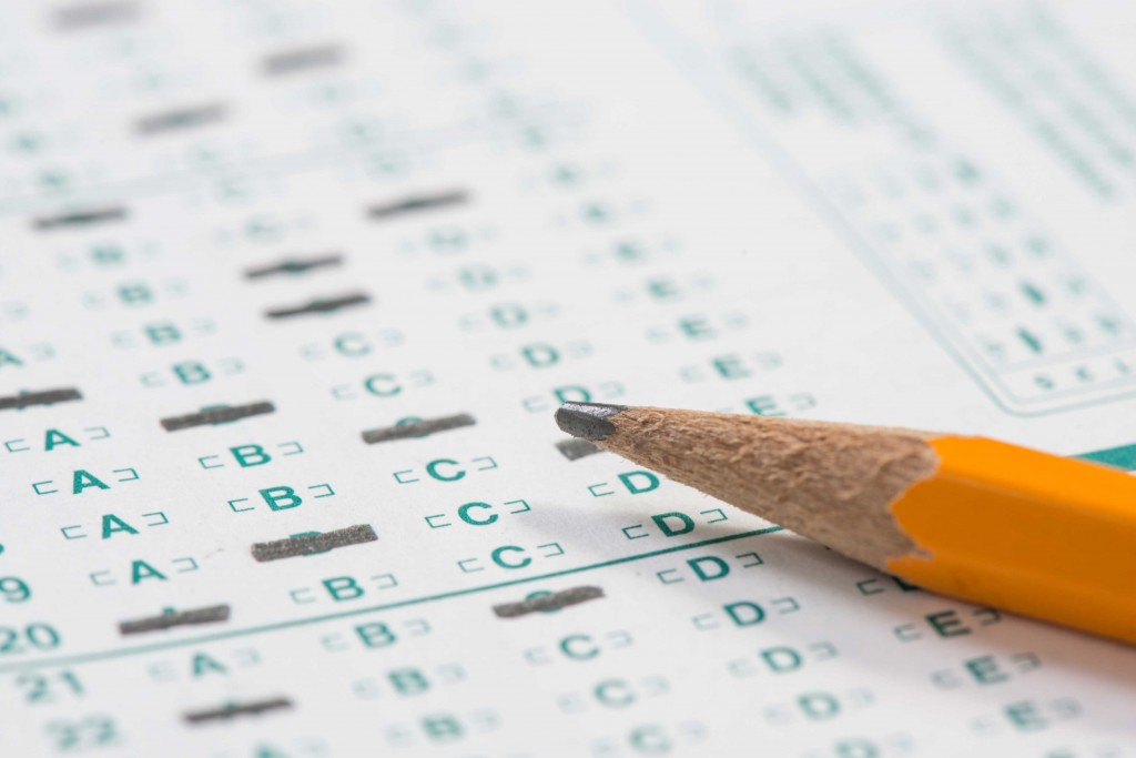 Form using traditional optical mark recognition (OMR) technology that can be used with Remark Classic OMR